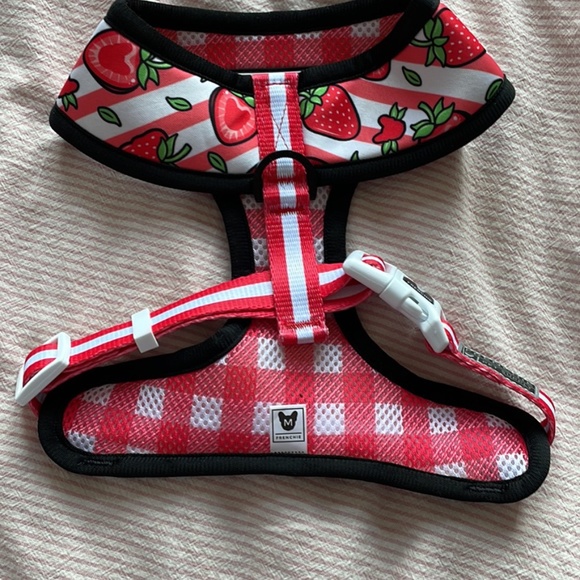 Frenchie Brand Strawberry Harness - Picture 2 of 2